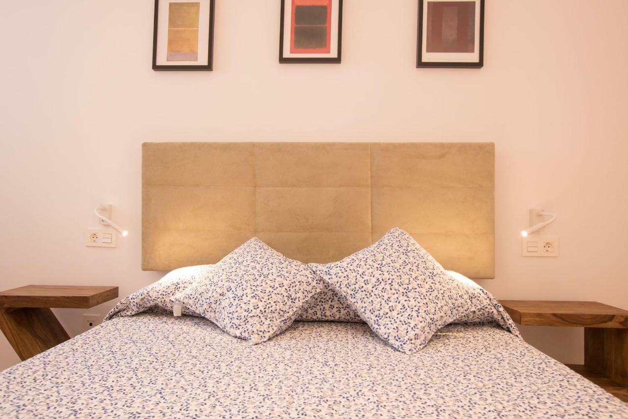 Murallas De Sevilla Apartamento Con Garaje 4 Pax Exterior foto